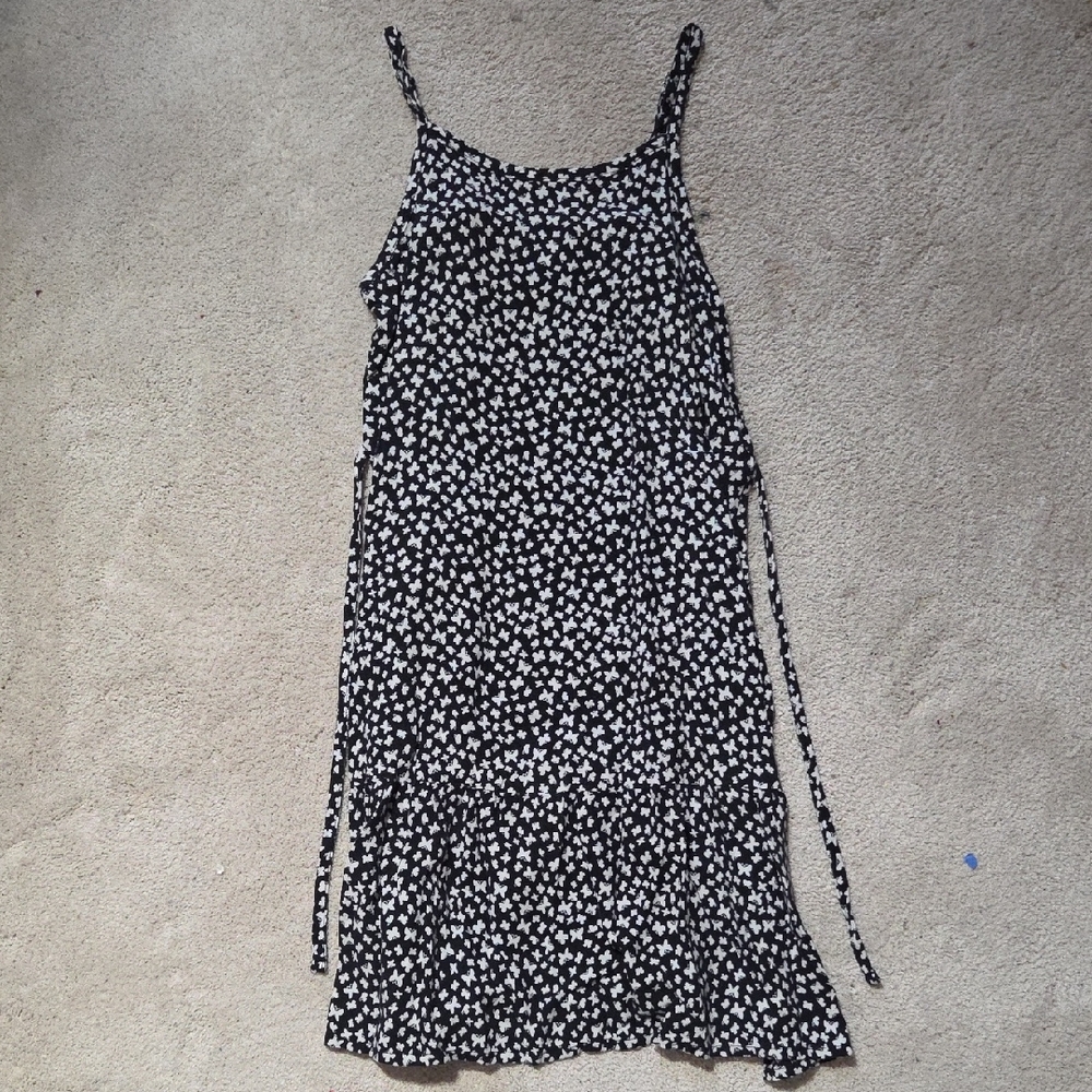 Wonder Nation Black and White Butterfly And Floral Casual Dress